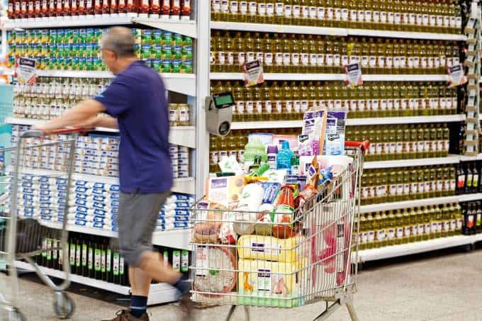 Supermercados Extra, Mundial e Superprix fazem promoção de feriado no RJ