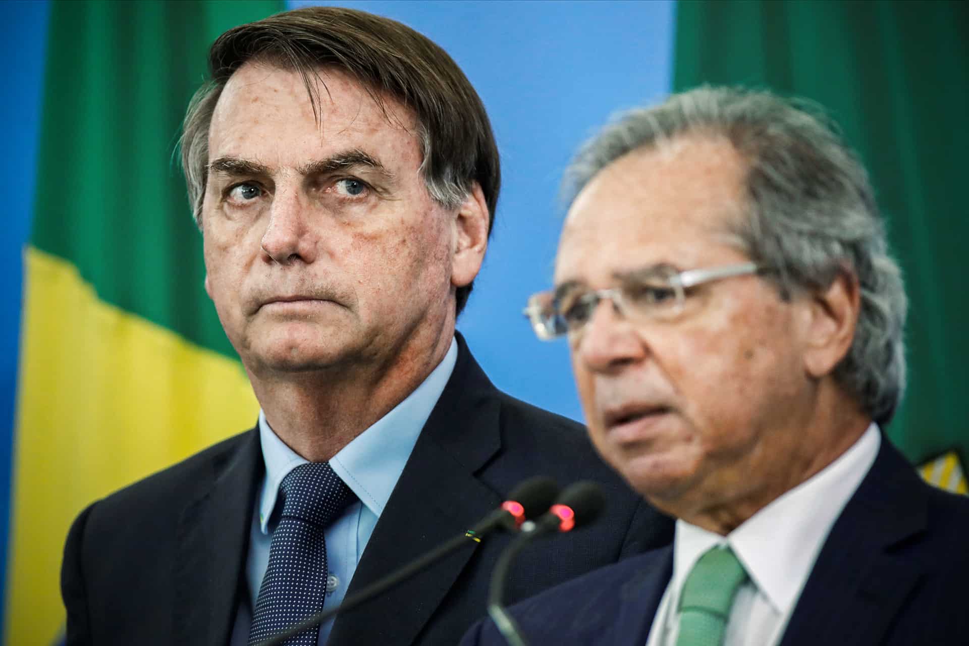 Governo Bolsonaro vai conseguir tirar o Brasil da crise econômica em 2021? (Imagem: Google)