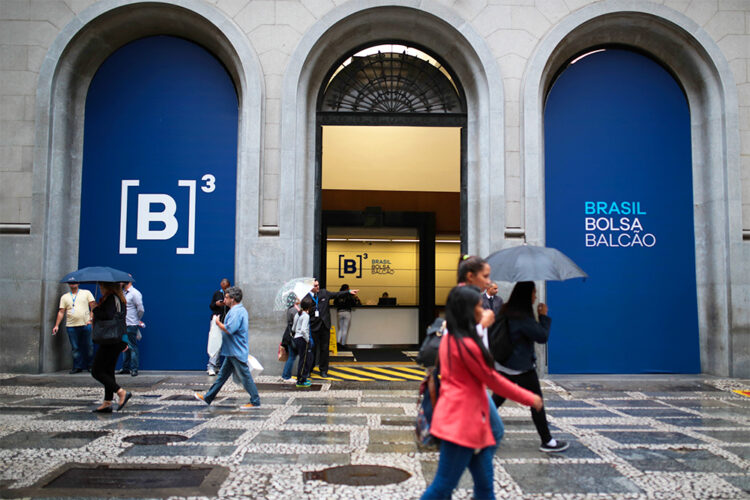 Com as novas regras anunciadas pela B3, investidor pessoa física conseguirá transacionar ações de empresas fora do Brasil (Imagem: Reprodução/Google)