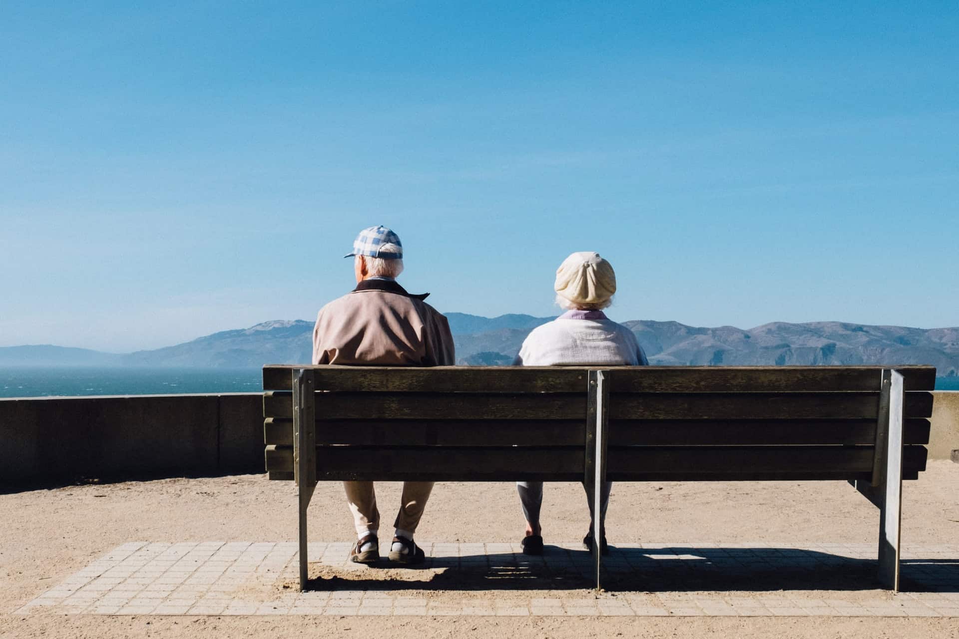 Renda dos aposentados pode apresentar queda com Reforma da Previdência e taxa de juros baixo