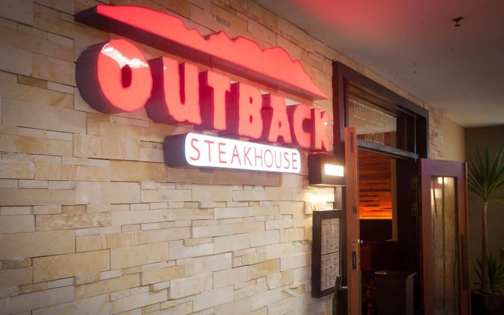 Vagas de emprego: Restaurante Outback seleciona novos funcionários em Minas Gerais