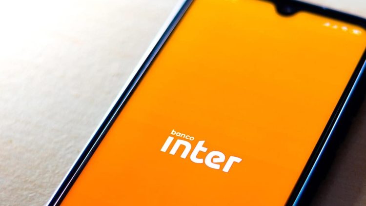 Oportunidade: Banco Inter oferece celular por até metade do preço