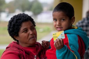 Fila do Bolsa Família tem 2,1 milhões esperando por ajuda na crise