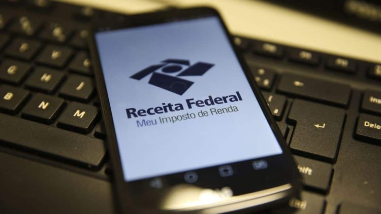 A decisão de ampliar o prazo de entrega da declaração do IR leva em consideração o agravamento da pandemia de covid-19