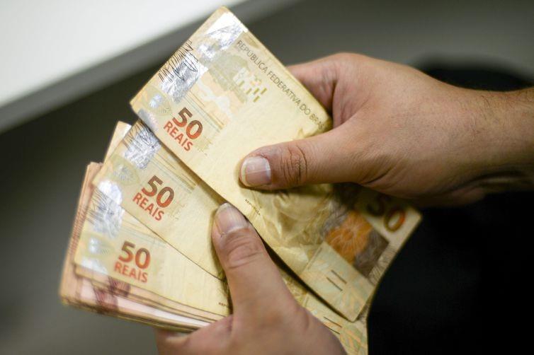 Serasa aprova negociação de 10 milhões de dívidas por R$50; veja se foi incluso