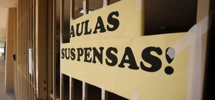 Reabertura das escolas marcada para hoje (5) no RJ é suspensa na Justiça 