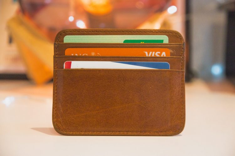 Novas opções de cartão de crédito que oferecem cashback nas compras 