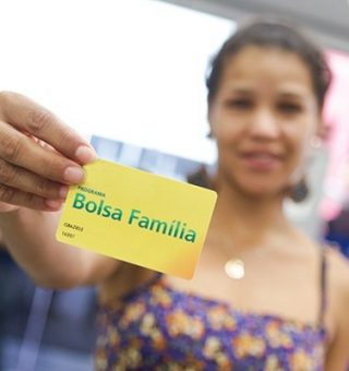 Bolsa Família inicia calendário 2021 no próximo dia 18; confira quem recebe