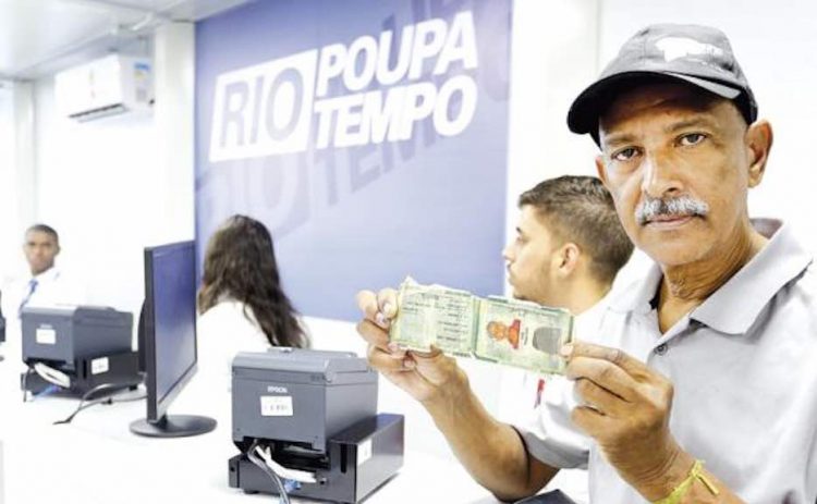 Detran RJ publica prazo para retirar documentos solicitados no Rio Poupa Tempo