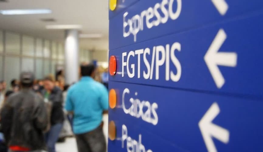 Último dia para sacar abono PIS/PASEP na Caixa e no Banco do Brasil (Imagem: Agência Brasil)