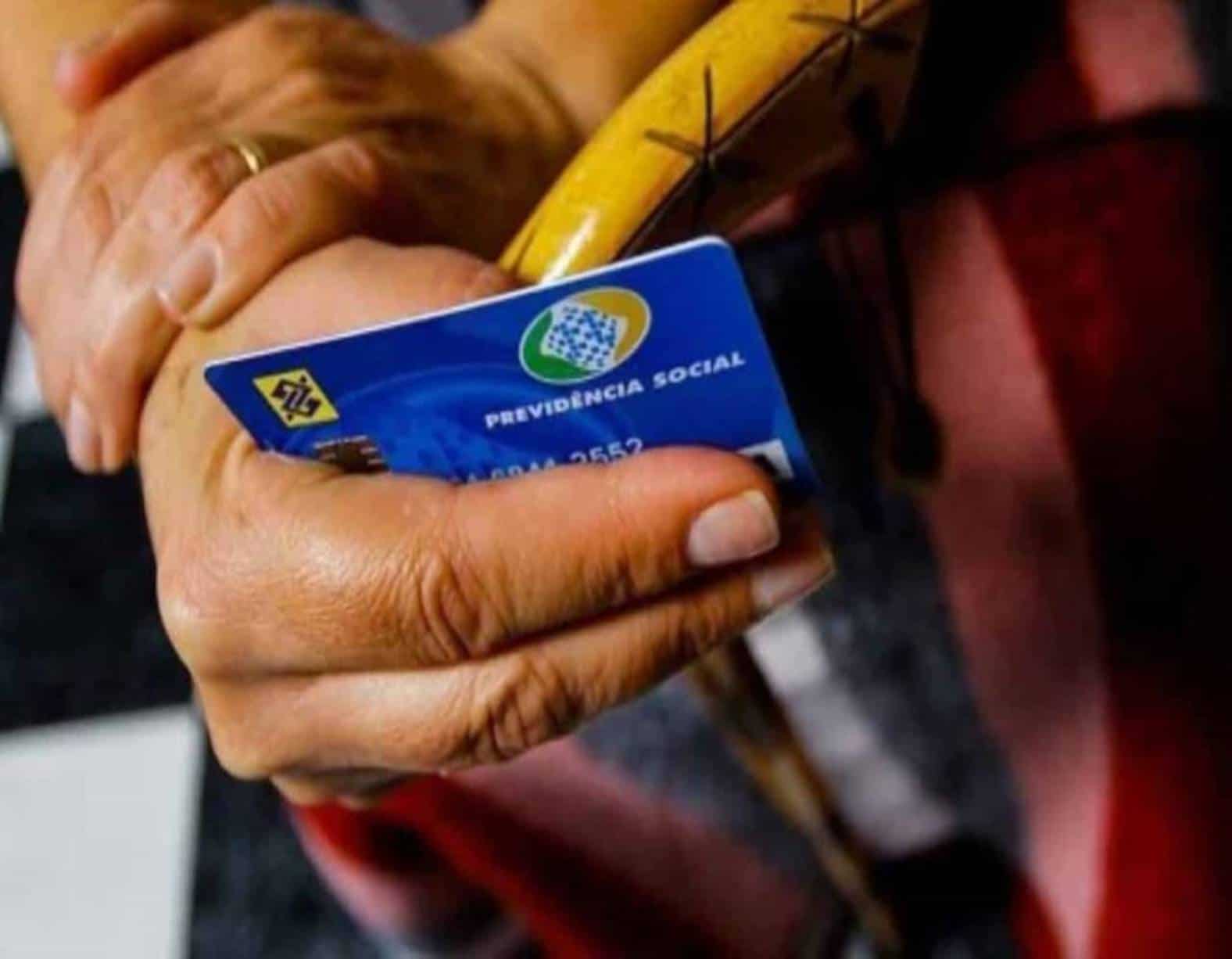 BPC passa a ser liberado para famílias com renda SUPERIOR a R$ 1.212; entenda