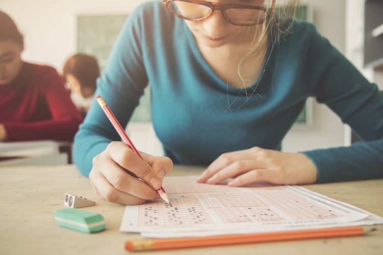 Prefeitura de Osasco abre concurso público com vagas para educação