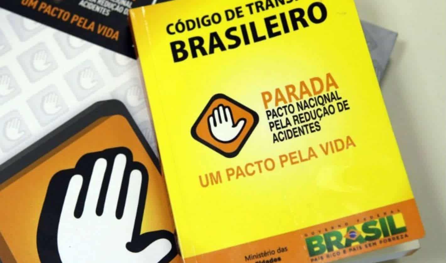 Código de Trânsito Brasileiro (CTB) ganha NOVAS regras para CNH, multas e mais!
