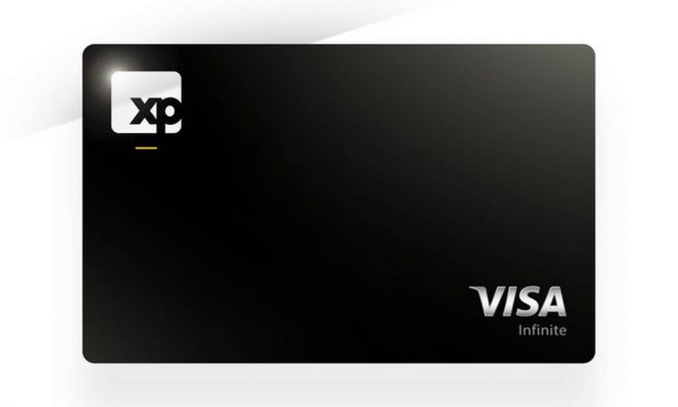XP lança cartão de crédito inédito com juro 50% menor que do mercado atual