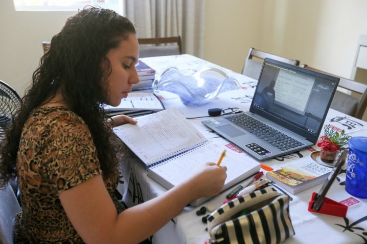 Centec abre 1 mil vagas para inscrições em cursos gratuitos; participe!
