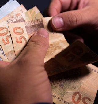 Governo pretende aumentar R$ 47 no valor do salário mínimo (Imagem: Reprodução/Jornal Contabil)