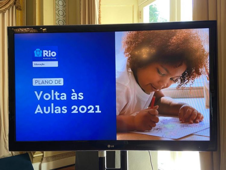 Aulas presenciais no RJ voltam na quarta-feira (21) para ESTES alunos