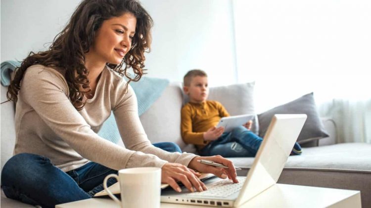 Banco BV abre vagas de emprego para mães fora do mercado