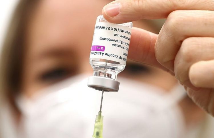 Governo de SC cria site para consultar quando cidadão receberá vacina