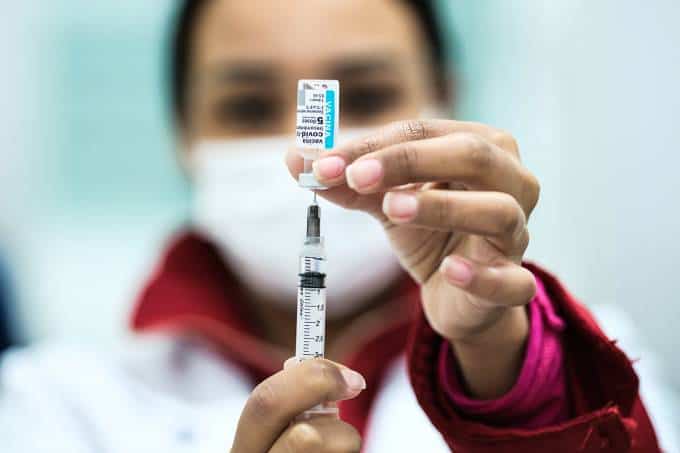 Calendário de vacinação em SP marca para essa semana 1ª dose dos maiores de 30 anos