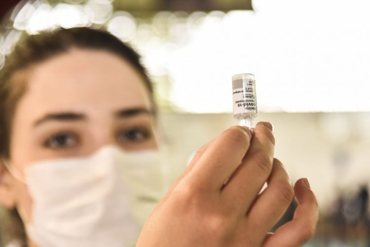 DF abre agendamento para 1ª dose da vacina dos maiores de 40 anos 
