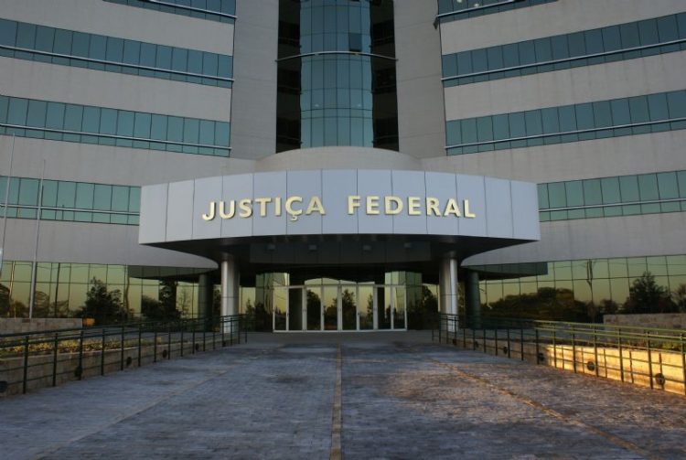 Vagas de estágio abertas para atuar na Justiça Federal de Pernambuco