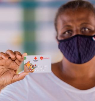 Prefeito de Maceió libera 633 cartões do vale alimentação com crédito de R$ 400
