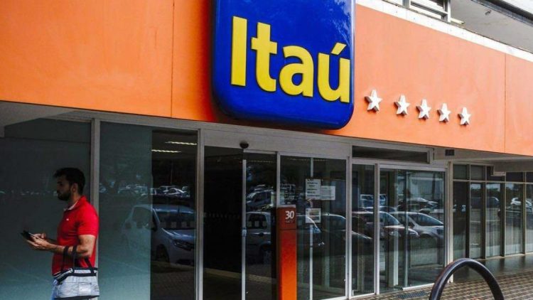 Itaú toma decisão que preocupa diversos clientes