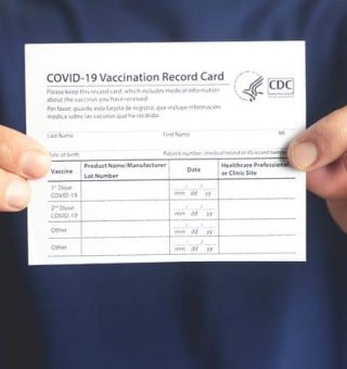 Esqueci meu cartão de vacinação, como provar nos comércios que estou imunizado?