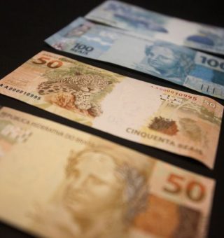 Salário mínimo de 2022 deve pagar R$ 1.169 e ajustar BPC, PIS/PASEP e outros