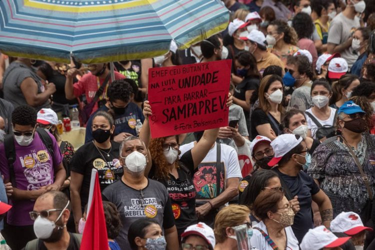 Reforma da Previdência avança em São Paulo e gera protestos na capital
