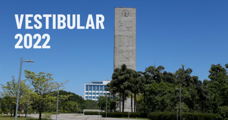 O que explica o menor número de inscritos no vestibular da Fuvest 2022 em 20 anos?