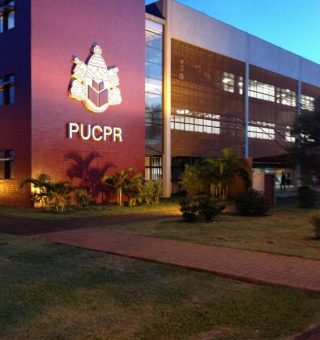 PUC-PR confirma oferecimento de cursos de qualificação gratuitos