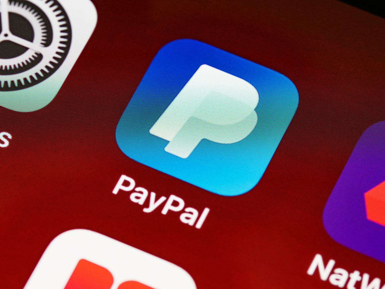 PayPal lança e-book com guia para empresas aumentarem vendas no e-commerce