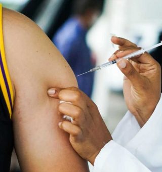 Atenção, pais! Pernambuco faz convocação para vacinação dos adolescentes
