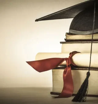 Capes divulga normas para licença de bolsas de pós-graduação