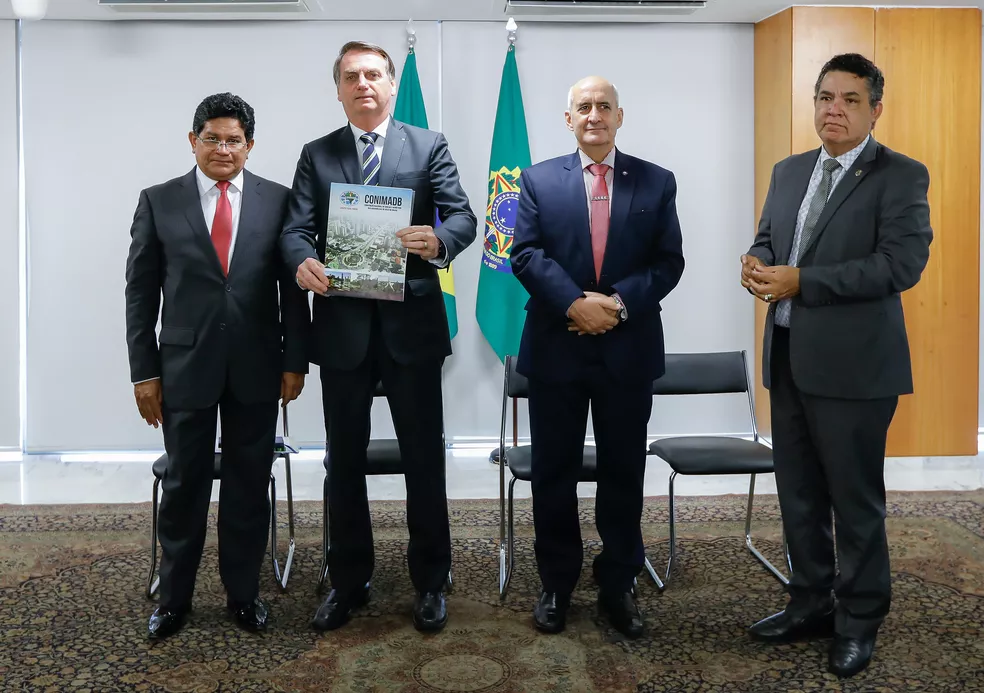 Crise no MEC: Pastor pediu propina em ouro em troca de verba
