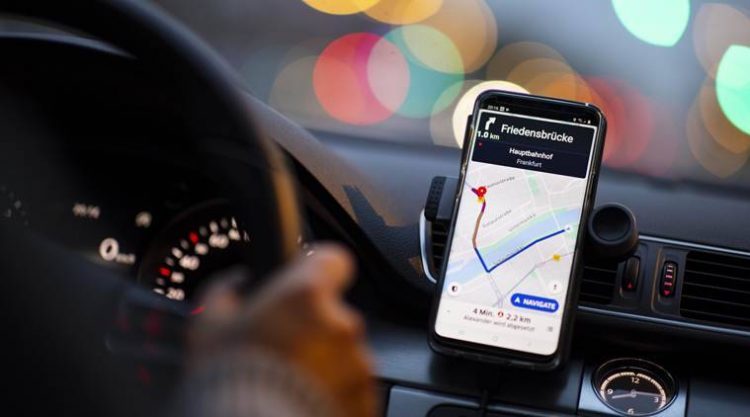 Direitos do trabalhador: motorista excluído da Uber consegue reverter decisão; entenda