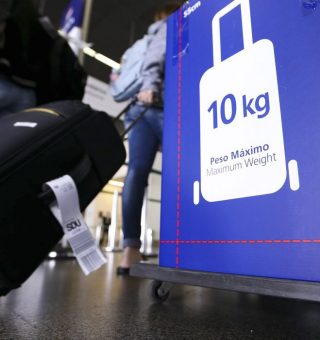 Deputados aprovam despacho de bagagem sem cobrança de taxa extra