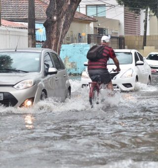 Em Recife, vítimas da chuva devem baixar aplicativo para receber o auxílio de R$ 1,5 mil