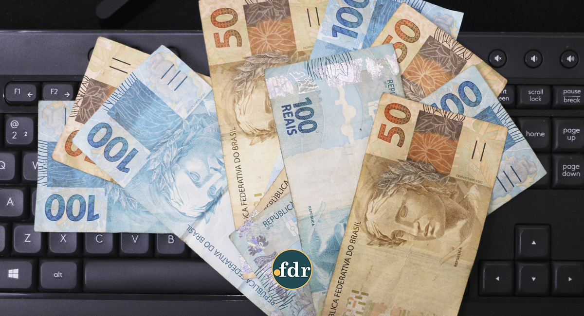 Falar sobre dinheiro em FAMÍLIA precisa deixar de ser um TABU no Brasil