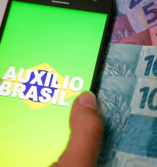AUXÍLIO BRASIL de R$ 600 em 2023: quais regras precisam ser cumpridas para manter o benefício?
