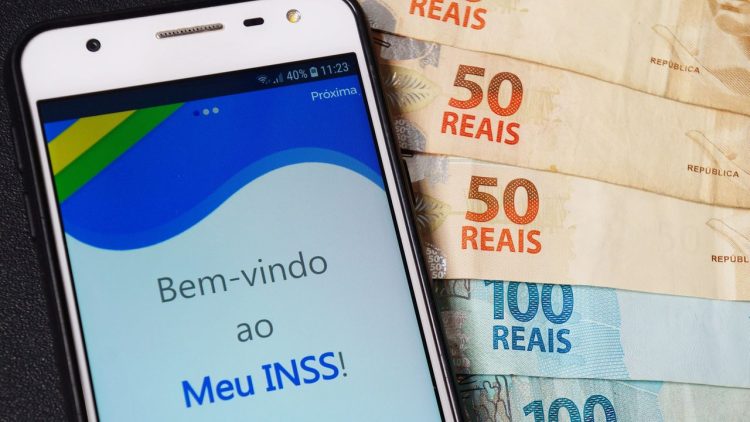 INSS: segurado pode fazer PROVA DE VIDA sem sair de casa