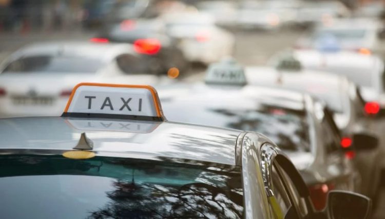 AUXÍLIO TAXISTA: Governo Federal paga repescagem da parcela de R$ 2 mil para ESTE grupo