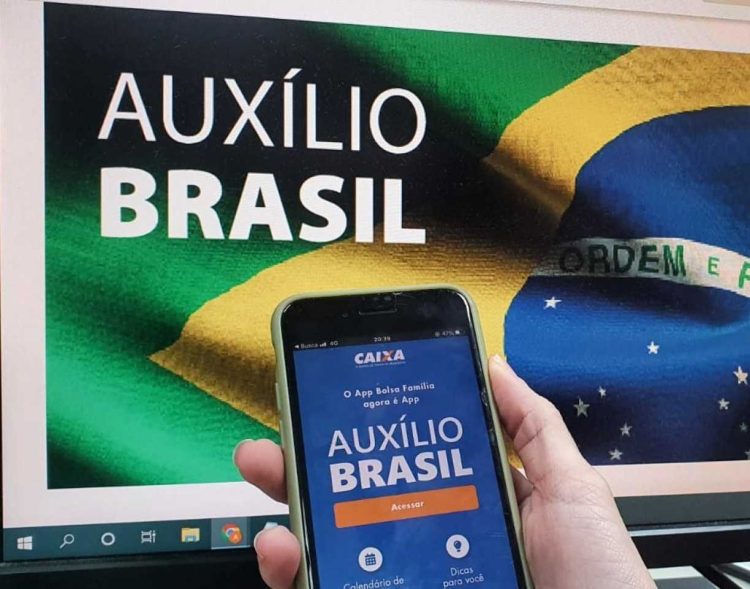 Calendário do AUXÍLIO BRASIL é atualizado nesta sexta-feira. Veja quem recebe