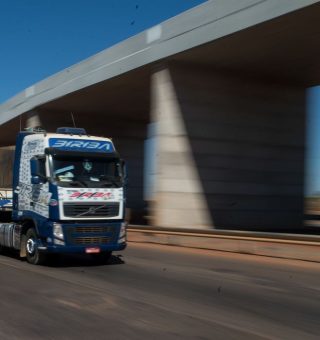 AUXÍLIO CAMINHONEIRO volta a ser pago em SETEMBRO. Confira o calendário