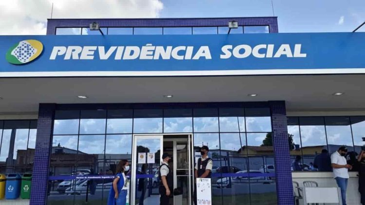 INSS ainda paga 5 benefícios em agosto. Veja quem recebe e quais as datas dos depósitos