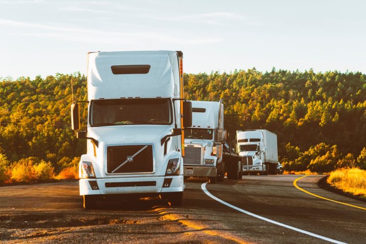 AUXÍLIO CAMINHONEIRO: governo DISPENSA comprovação de compra do DIESEL; veja o que mudou