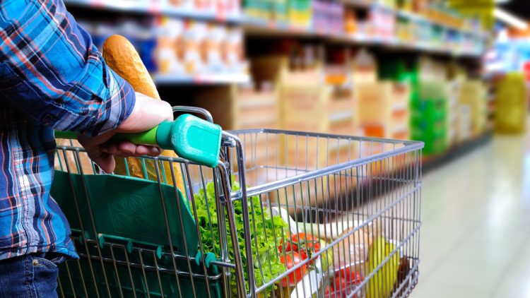 AUMENTO de 8% no valor dos alimentos pega os brasileiros de surpresa