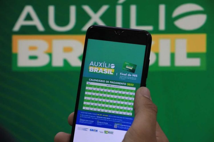 Quem terá direito a antecipação do AUXÍLIO BRASIL? Consulte a lista de segurados
